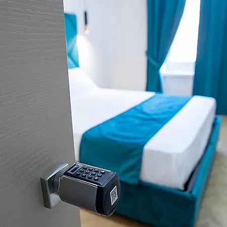 ベッド・アンド・ブレックファスト Dreams & Colors ナポリ